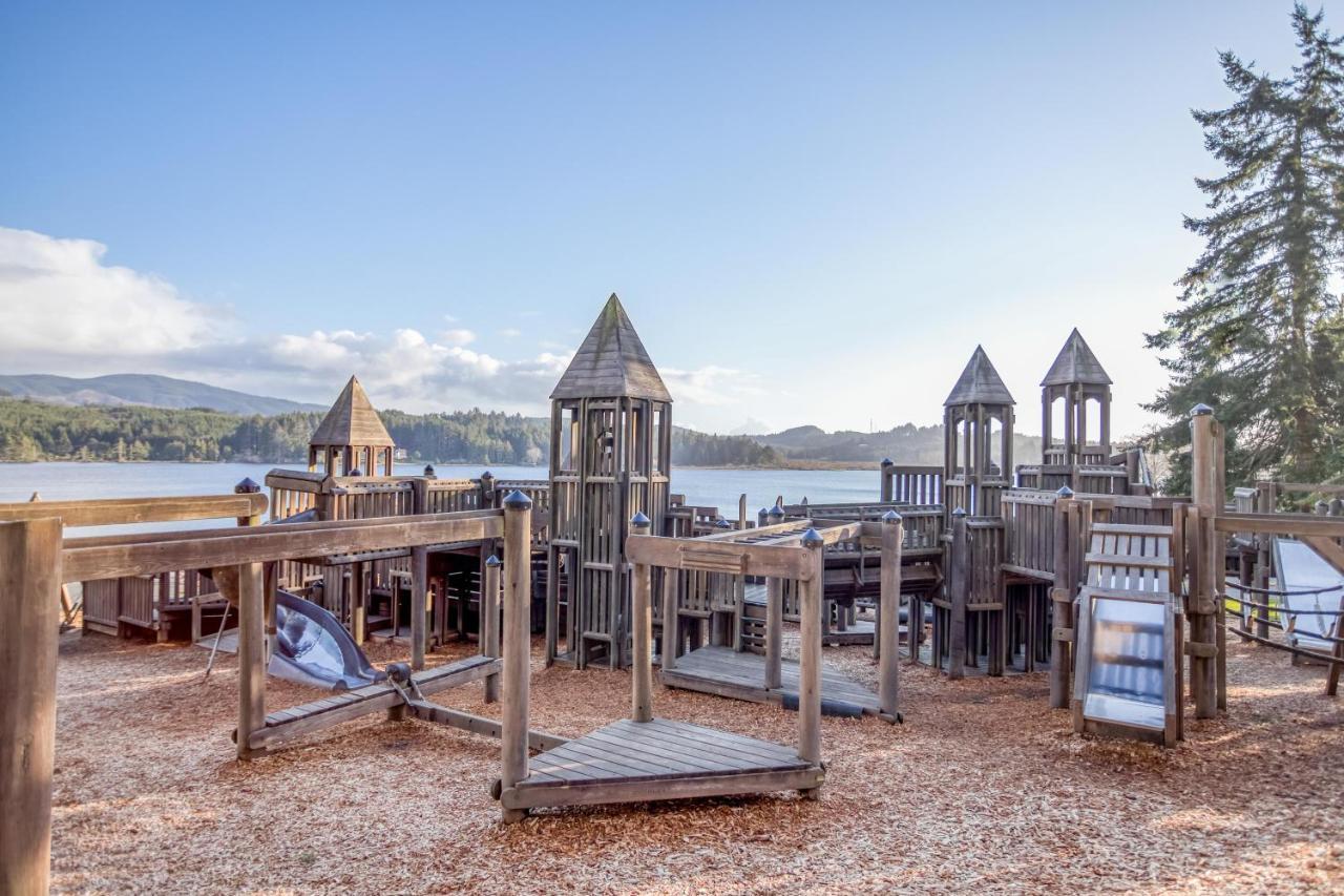 The Crabbing Cabin Линкольн-Сити Экстерьер фото